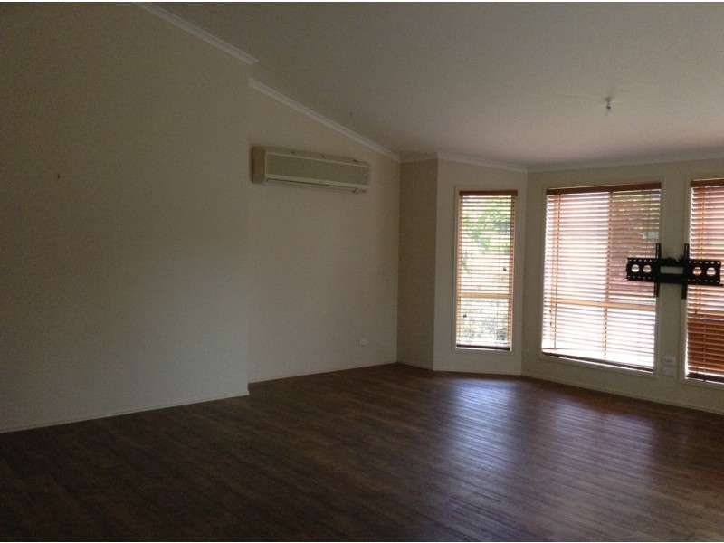 30 Fairway Drive, Urraween QLD 4655