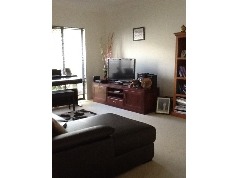 8 Bayswater Drive, Urraween QLD 4655