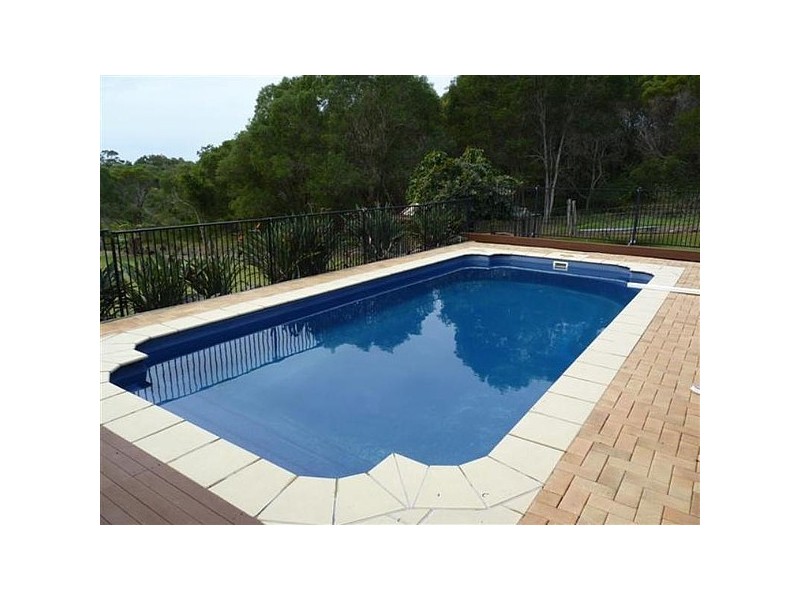 54 Straits Outlook, Craignish QLD 4655