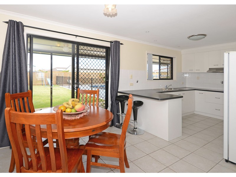 34 Wide Bay Drive, Eli Waters QLD 4655