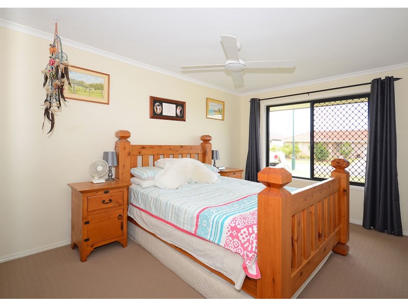 34 Wide Bay Drive, Eli Waters QLD 4655