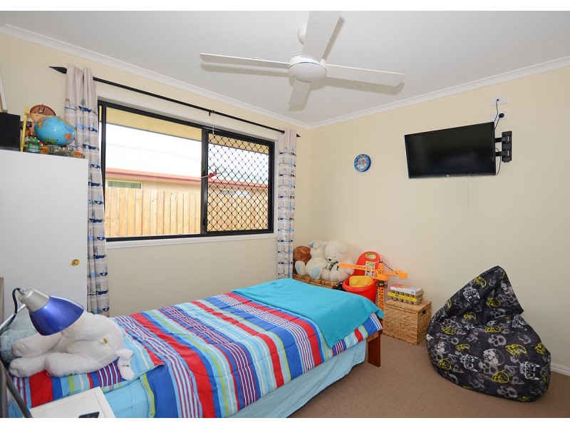 34 Wide Bay Drive, Eli Waters QLD 4655