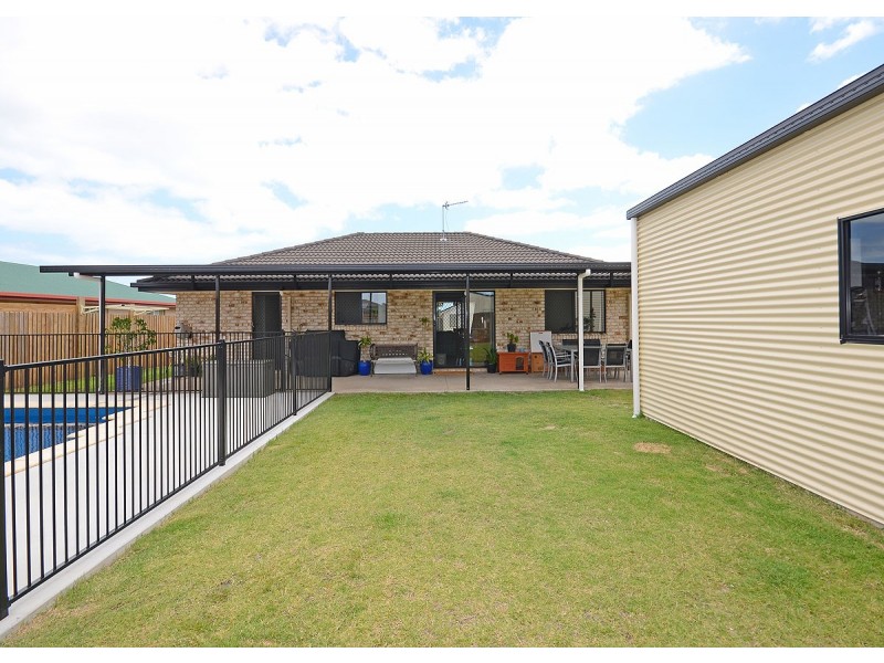 34 Wide Bay Drive, Eli Waters QLD 4655