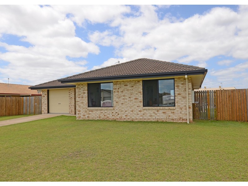 34 Wide Bay Drive, Eli Waters QLD 4655