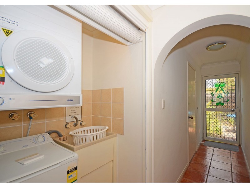 5/406 Esplanade, Torquay QLD 4655