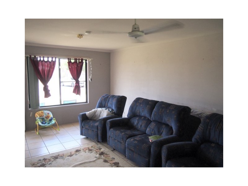 15 Wodalla Mew, Point Vernon QLD 4655