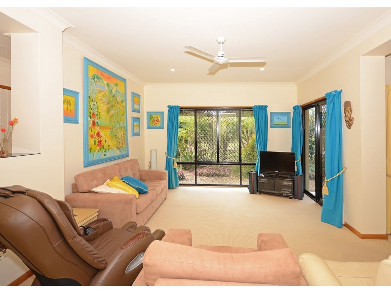 26 Meadow Drive, Dundowran Beach QLD 4655