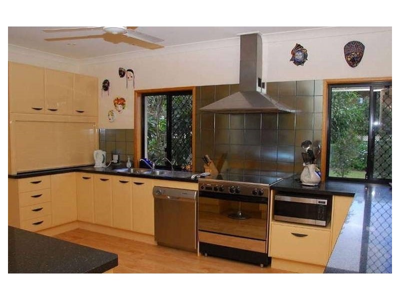 26 Meadow Drive, Dundowran Beach QLD 4655