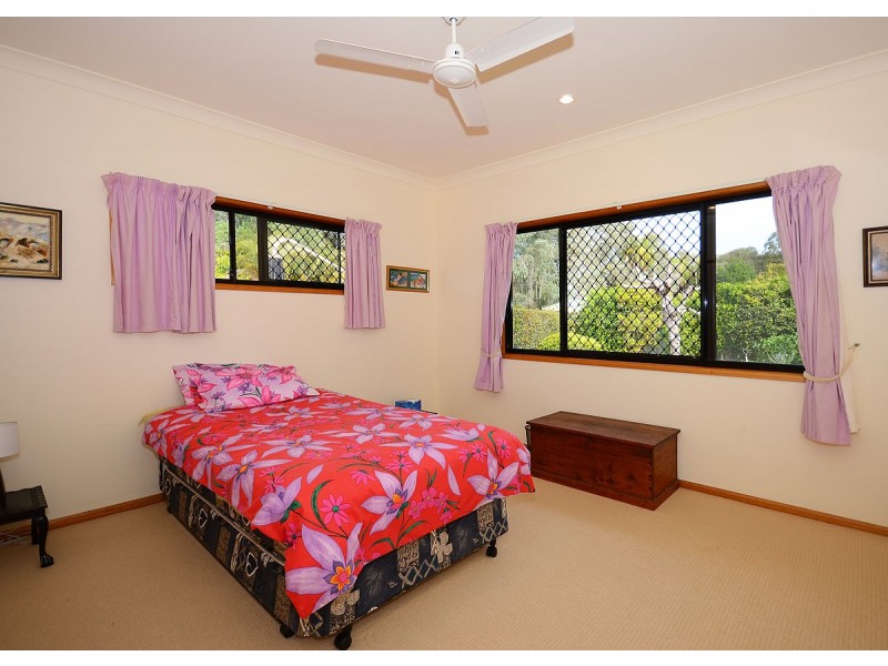 26 Meadow Drive, Dundowran Beach QLD 4655