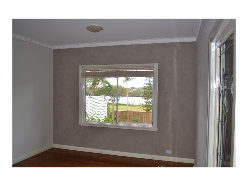 27 Errol Street, Maryborough QLD 4650