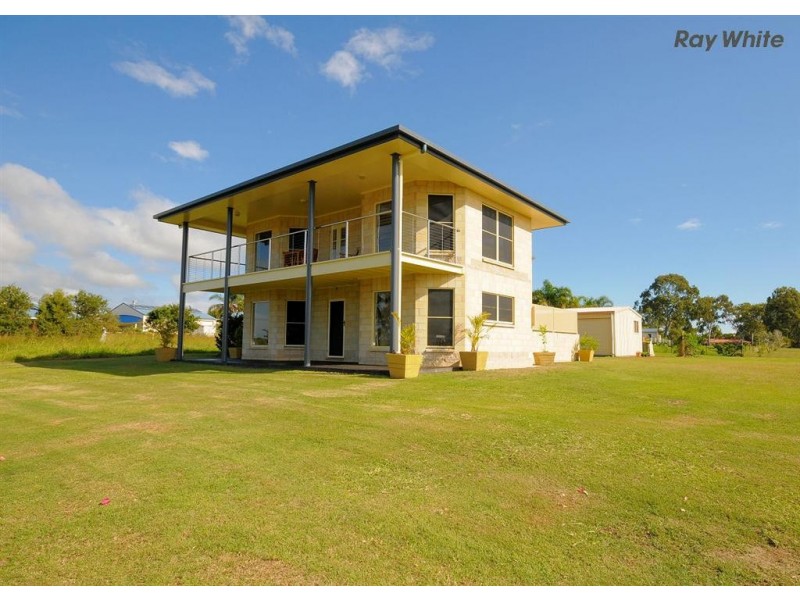677-680 Charlton Esplanade, Urangan QLD 4655