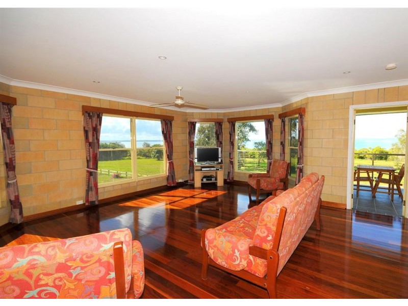 677-680 Charlton Esplanade, Urangan QLD 4655