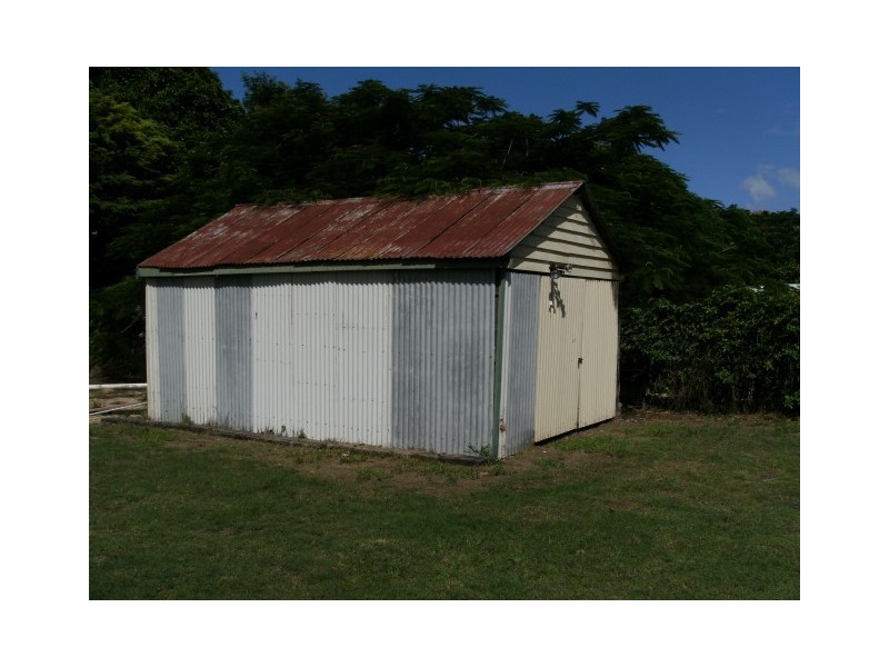 20 King Street, Urangan QLD 4655