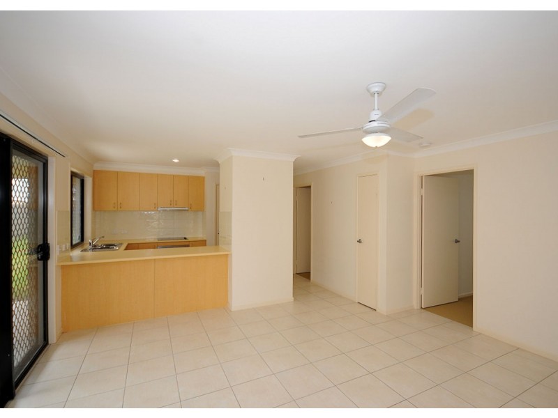 86 Endeavour Way, Eli Waters QLD 4655