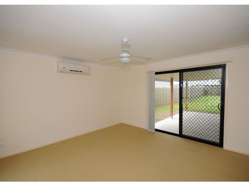 86 Endeavour Way, Eli Waters QLD 4655