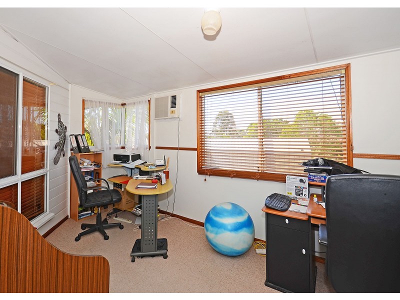 3 Greta Court, Urangan QLD 4655