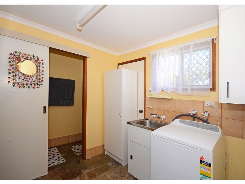 3 Greta Court, Urangan QLD 4655