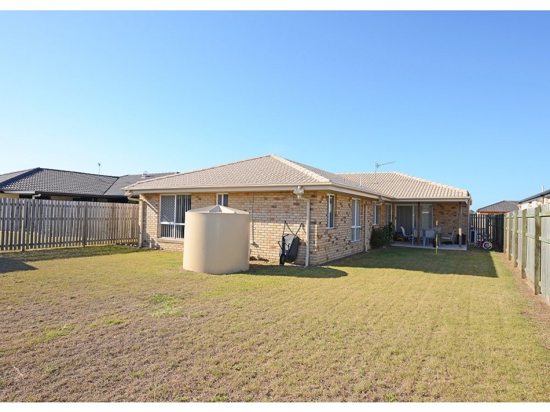 88 Endeavour Way, Eli Waters QLD 4655