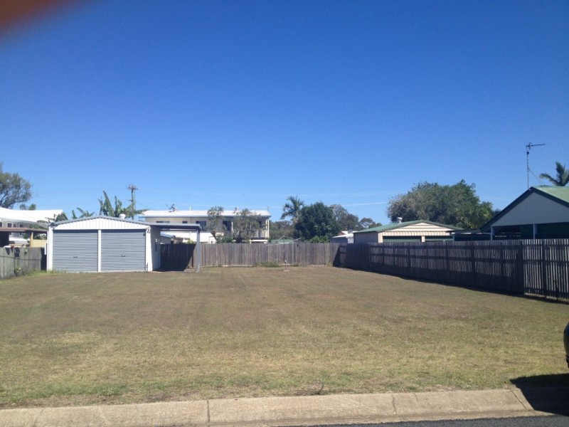 68 Drummond St., Urangan QLD 4655