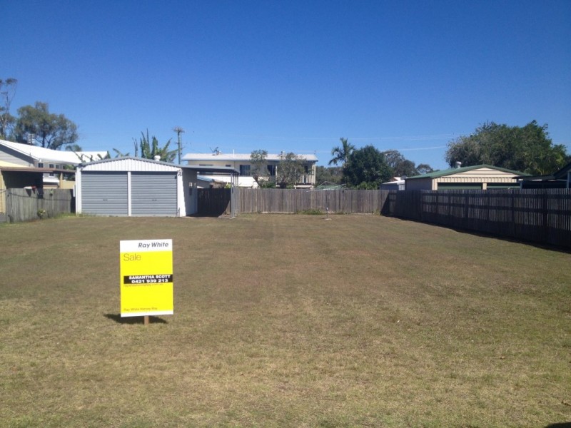 68 Drummond St., Urangan QLD 4655