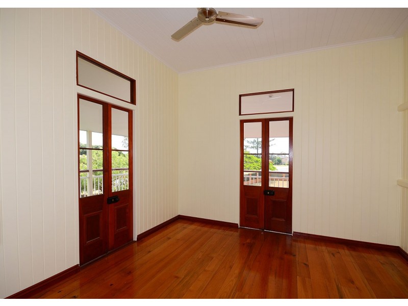 77 Corfield Street, Point Vernon QLD 4655