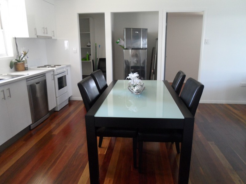 36 Hibiscus Street, Urangan QLD 4655