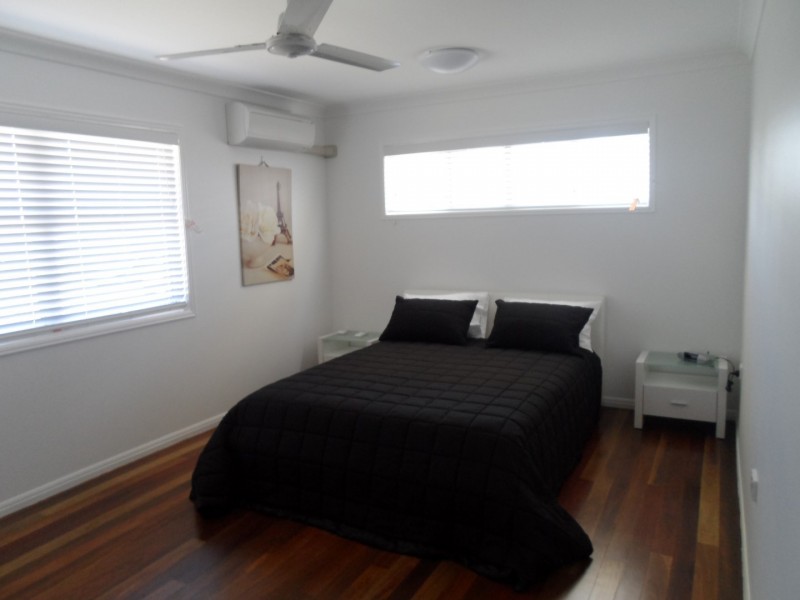 36 Hibiscus Street, Urangan QLD 4655