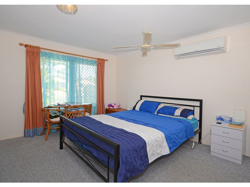 24 Sharyn Court, Point Vernon QLD 4655