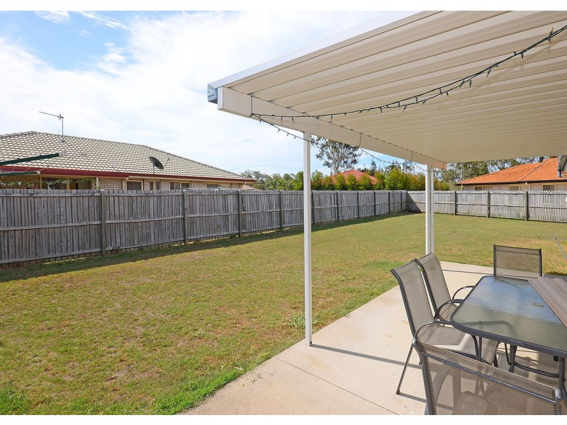 24 Sharyn Court, Point Vernon QLD 4655