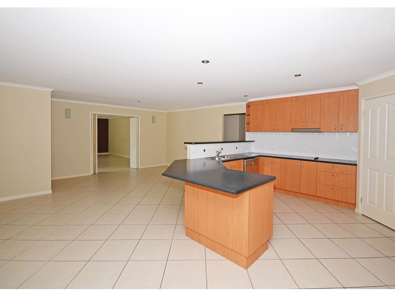 34 Panorama Dr, Dundowran Beach QLD 4655