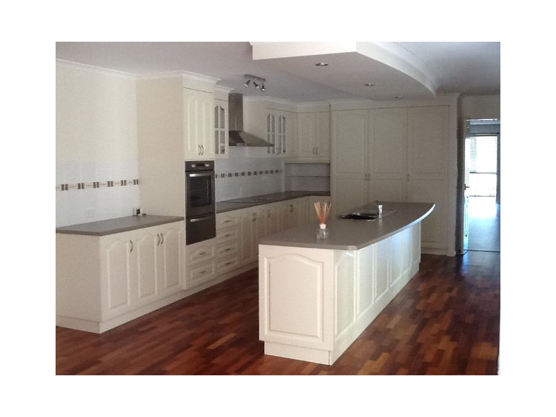 14 AVERY CRT, Dundowran QLD 4655