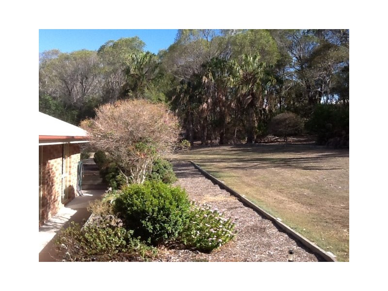 14 AVERY CRT, Dundowran QLD 4655