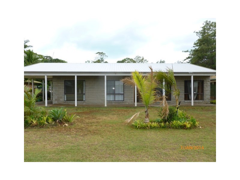 19 Desmond Ave, Toogoom QLD 4655