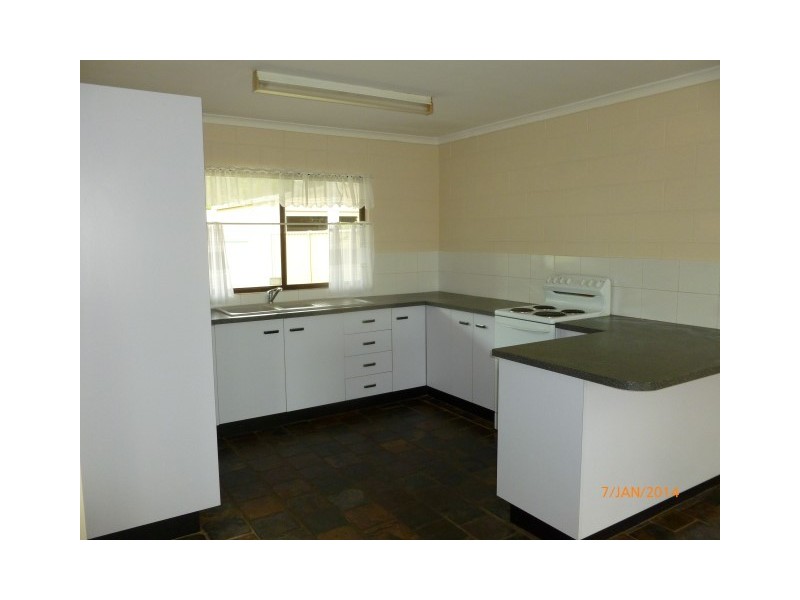 19 Desmond Ave, Toogoom QLD 4655