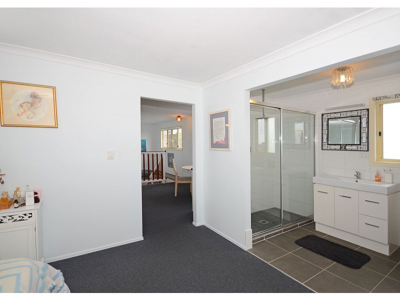 42 Bowarrady Circuit, River Heads QLD 4655