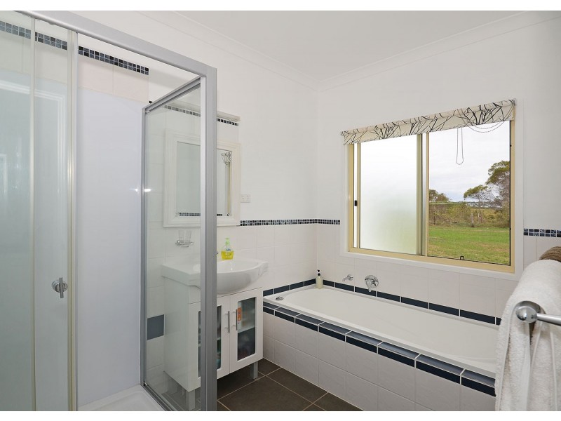 42 Bowarrady Circuit, Hervey Bay QLD 4655