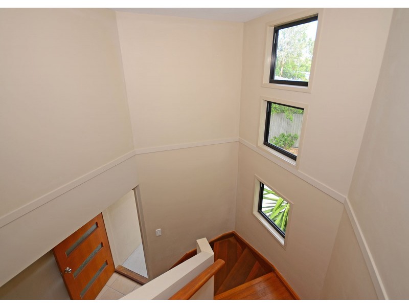 6/52 Shell Street, Urangan QLD 4655