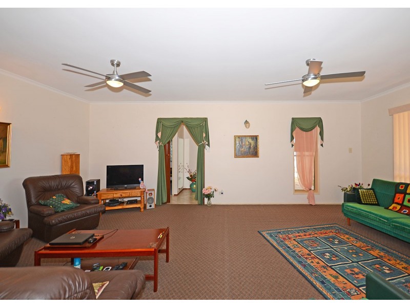 19 Helsham Street, Hervey Bay QLD 4655