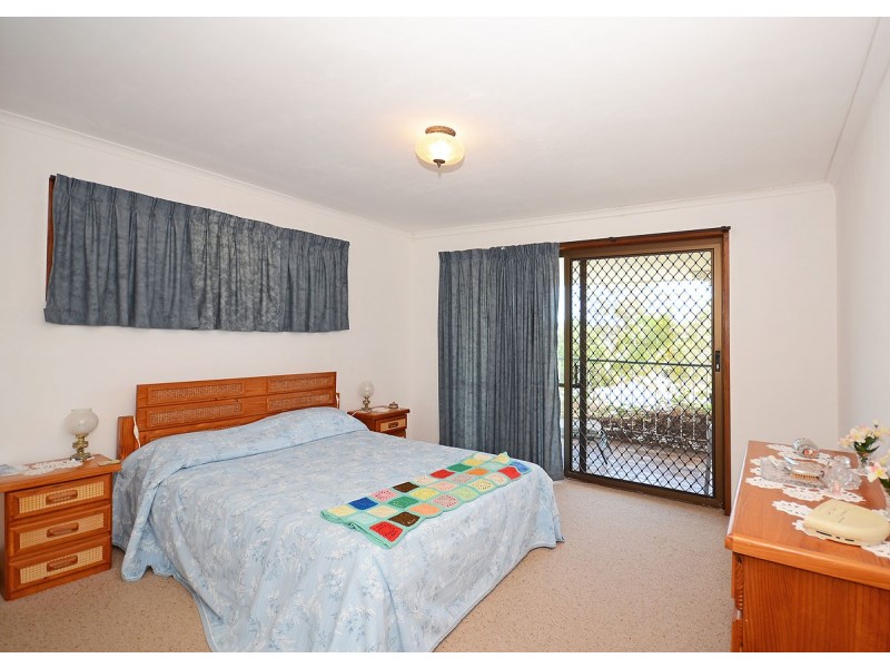 45 Kent Street, Urangan QLD 4655