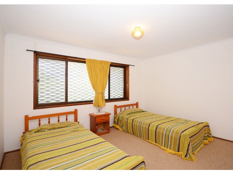 45 Kent Street, Urangan QLD 4655