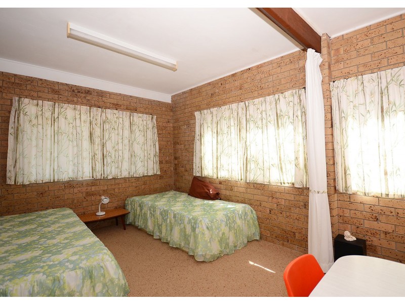 45 Kent Street, Urangan QLD 4655