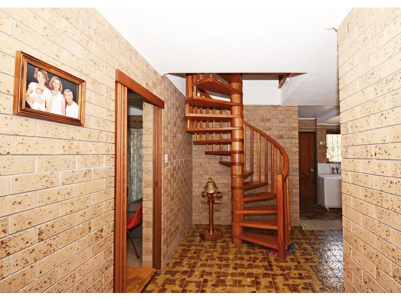 45 Kent Street, Urangan QLD 4655