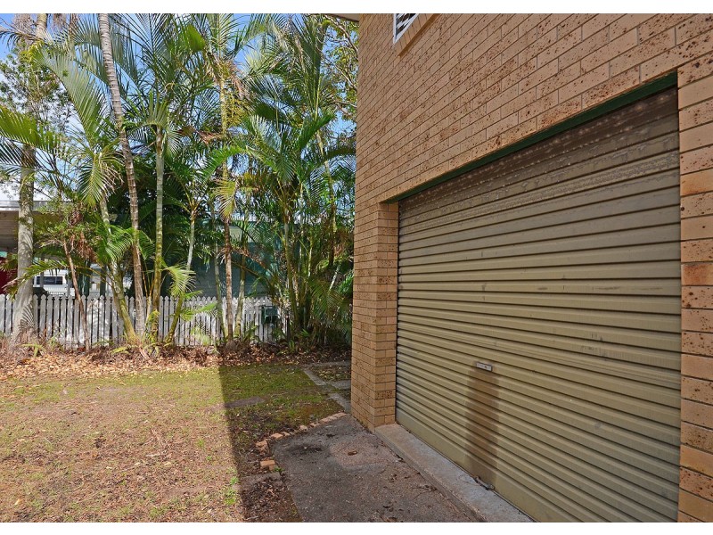 45 Kent Street, Urangan QLD 4655