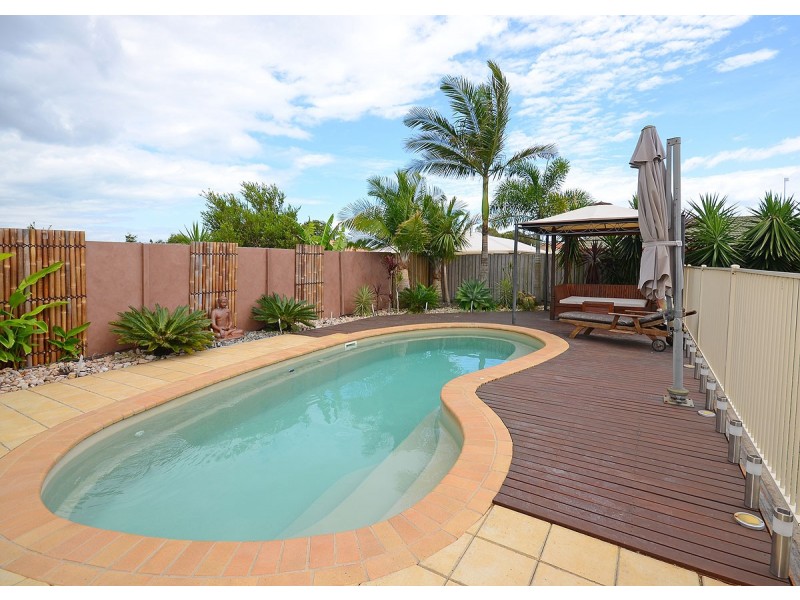 3 Red Gum Court, Urraween QLD 4655