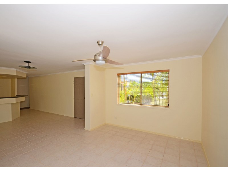 6 Lester Crescent, Torquay QLD 4655