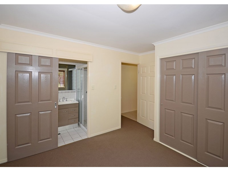 6 Lester Crescent, Torquay QLD 4655