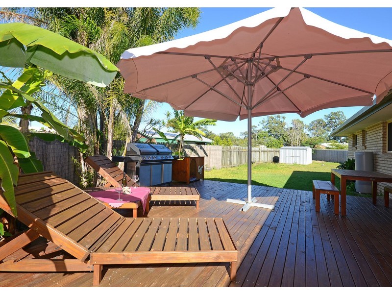 6 Capri Court, Point Vernon QLD 4655