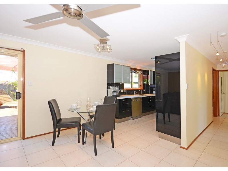 6 Capri Court, Point Vernon QLD 4655