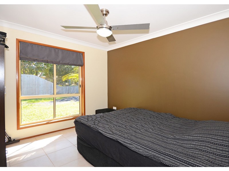 6 Capri Court, Point Vernon QLD 4655