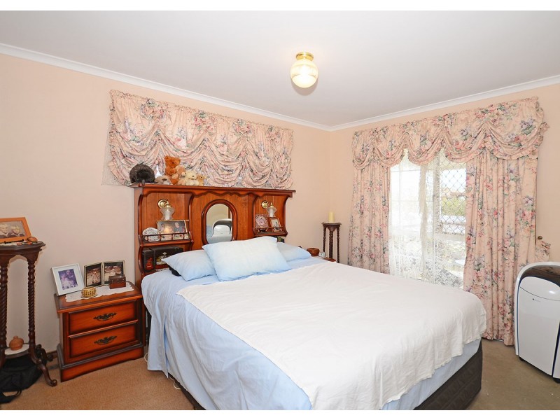 27 Hastings Street, Hervey Bay QLD 4655